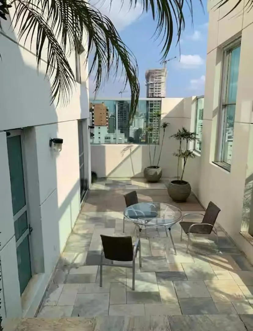 Suite Deluxe Particular No Hotel Quality Oscar Freire 0*, Sao Paulo Brazil